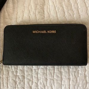 Michael Kors Jet Set saffiano leather wallet